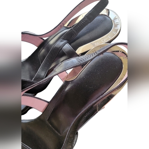 LOUIS VUITTON Black Leather/Suede Monogram Strap Shoes Size 40 - US 10 - Picture 5 of 10